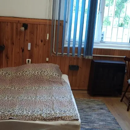 Civis Hostel *